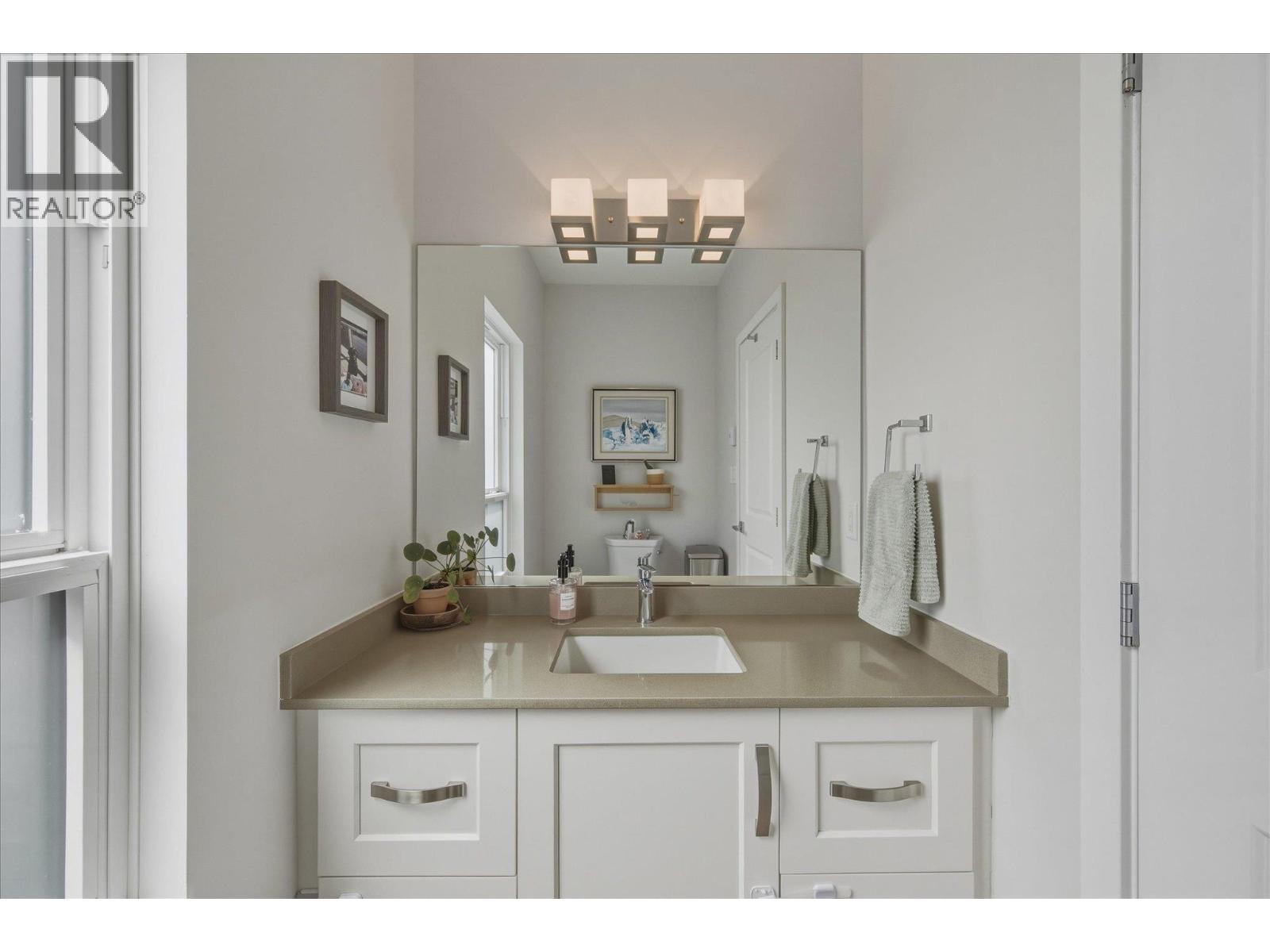 87 1188 MAIN STREET, Squamish