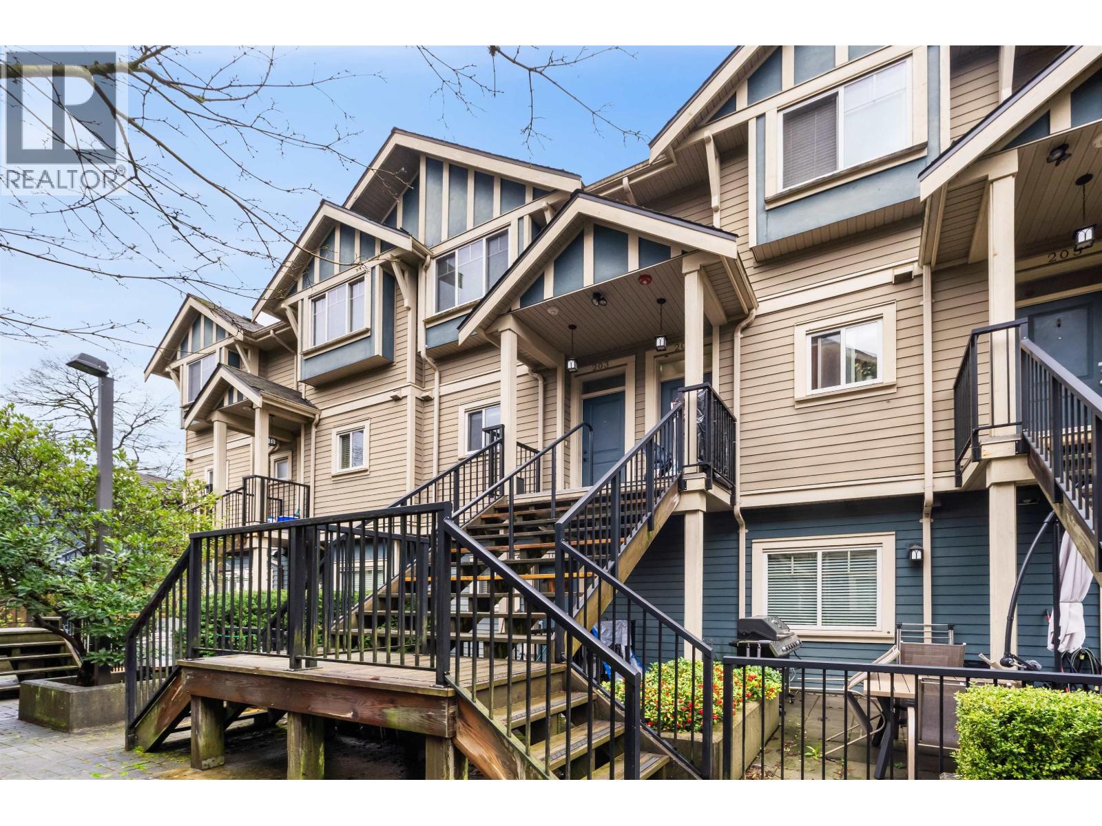 204 7168 STRIDE Avenue - photo 2