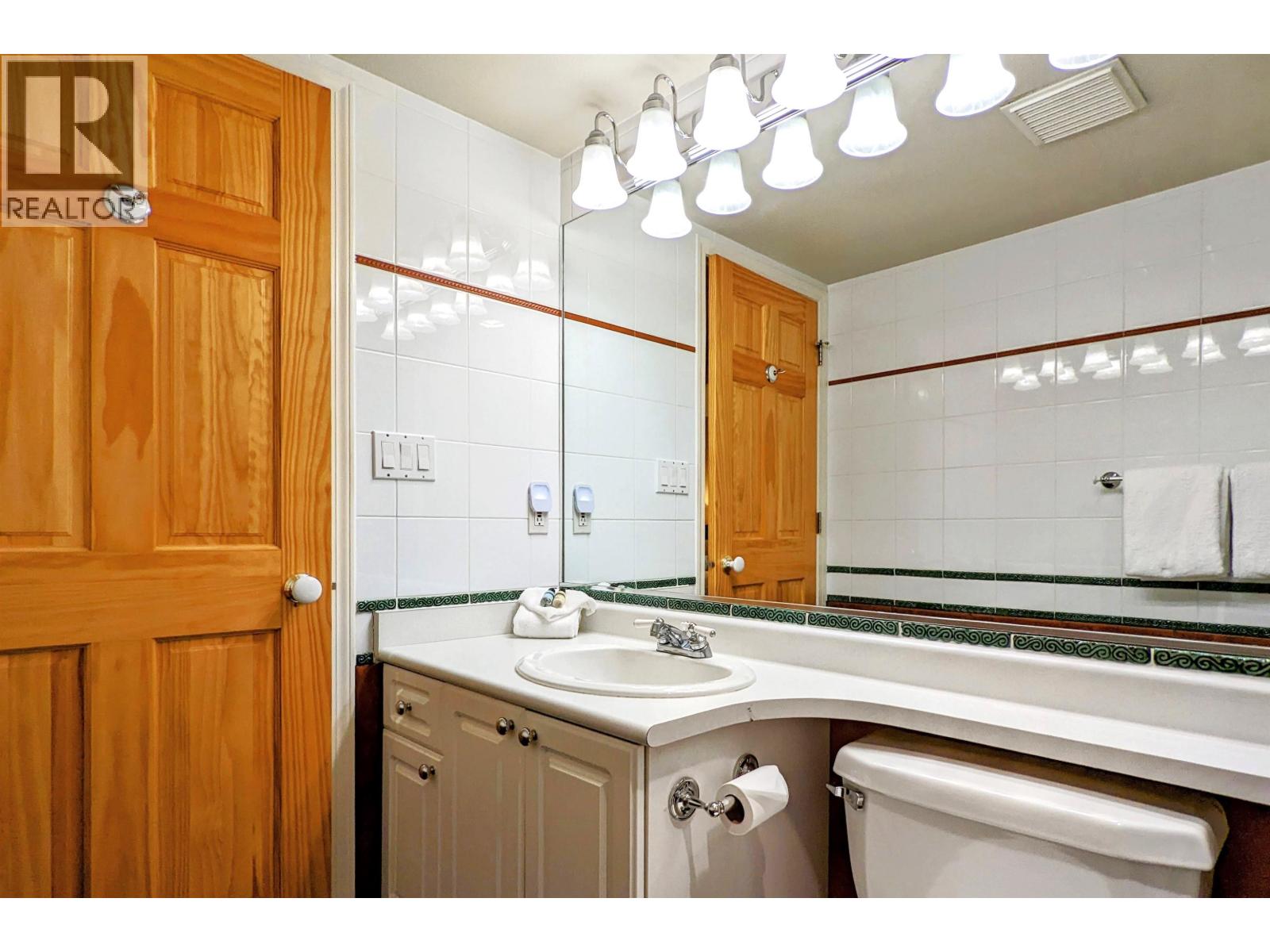 311 4314 MAIN STREET, Whistler