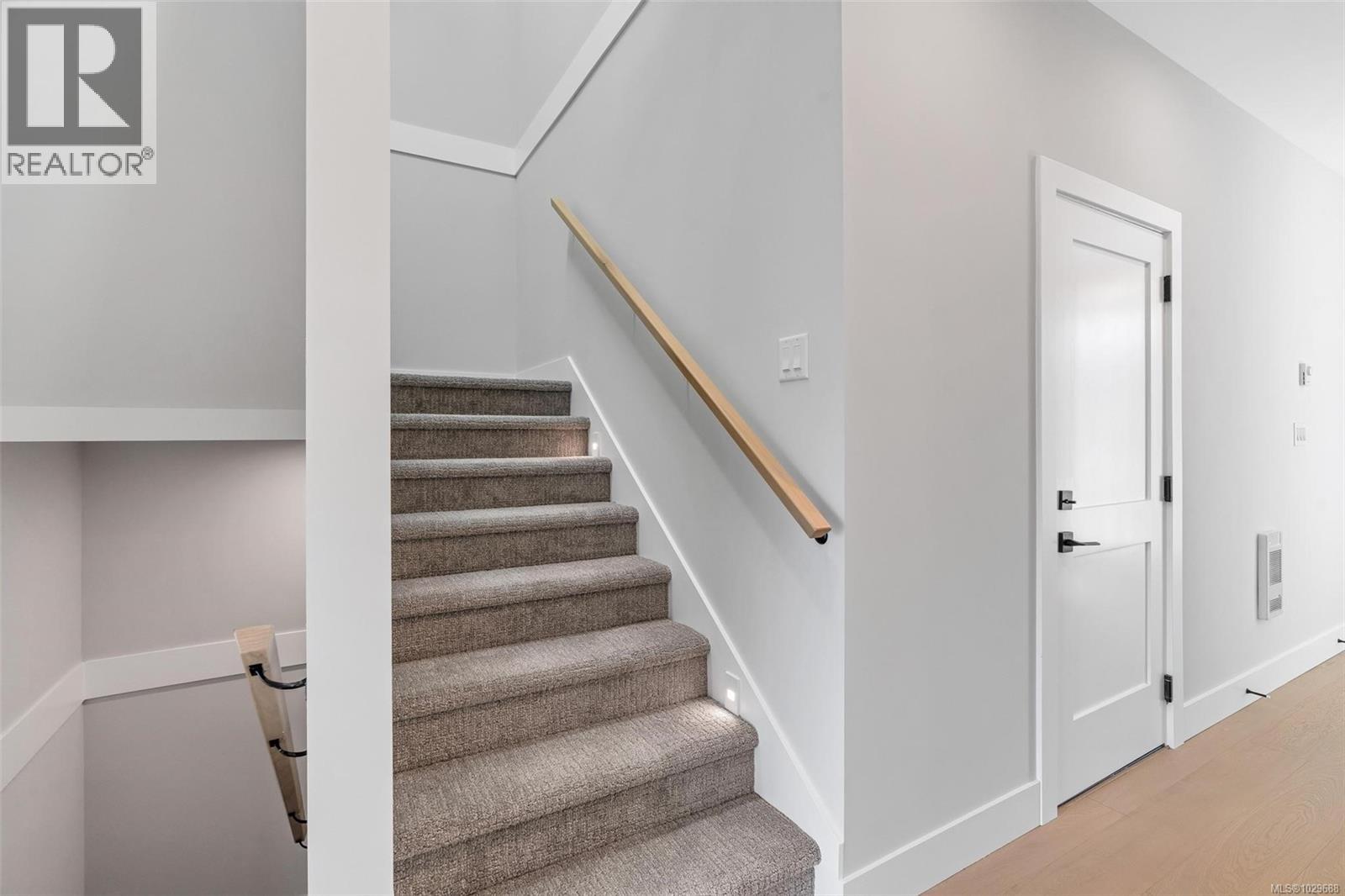 1402 SANDSTONE LANE - 45