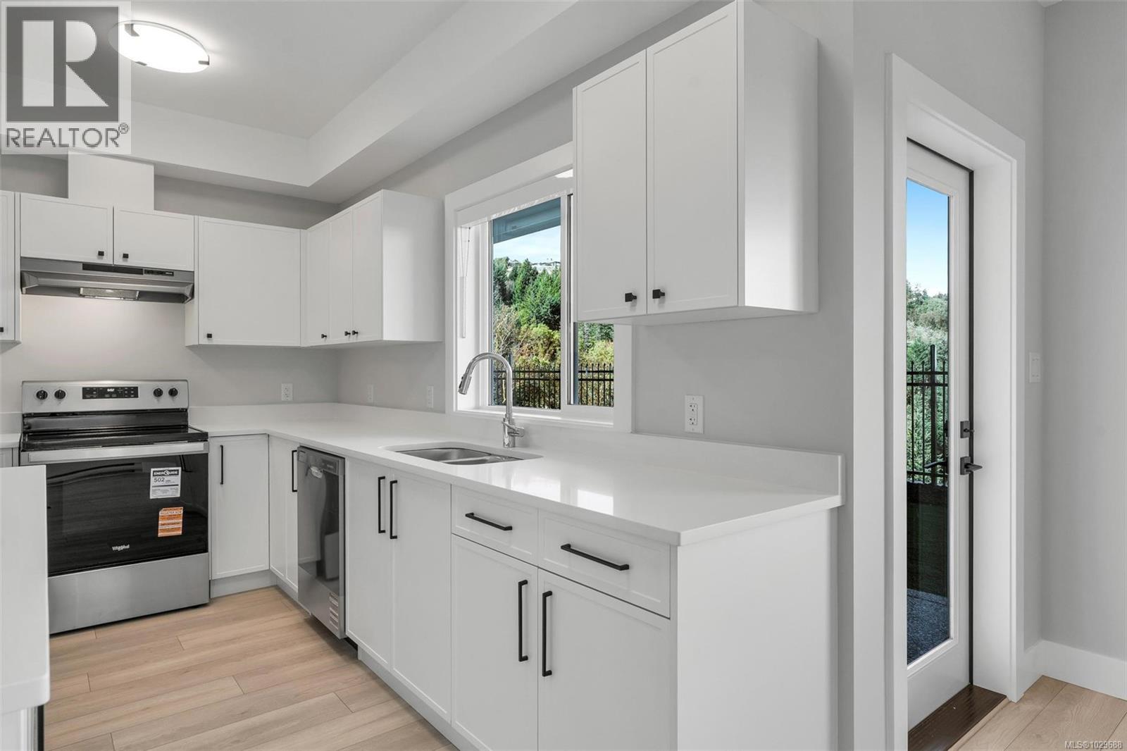 1402 SANDSTONE LANE - 52