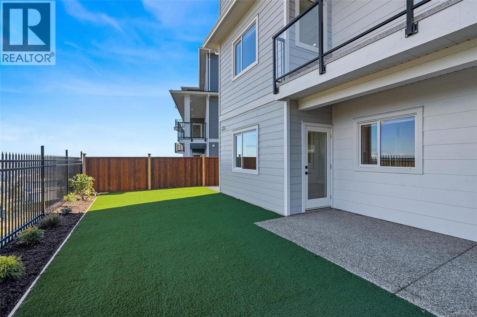 1402 SANDSTONE LANE - 68