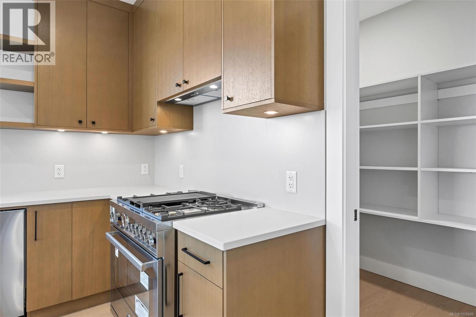 1402 SANDSTONE LANE - 7