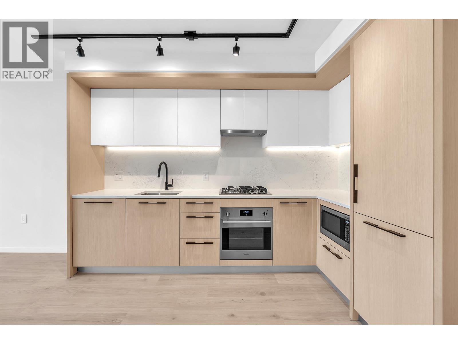 357 5189 EARLES Street - photo 2