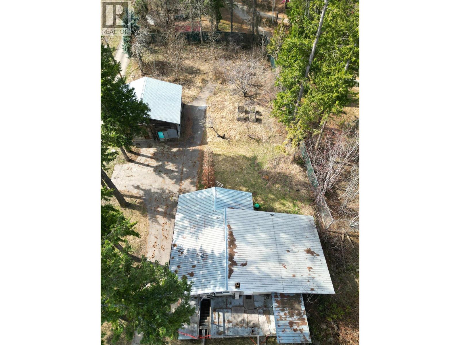  271 97 B Highway Northeast, Salmon Arm