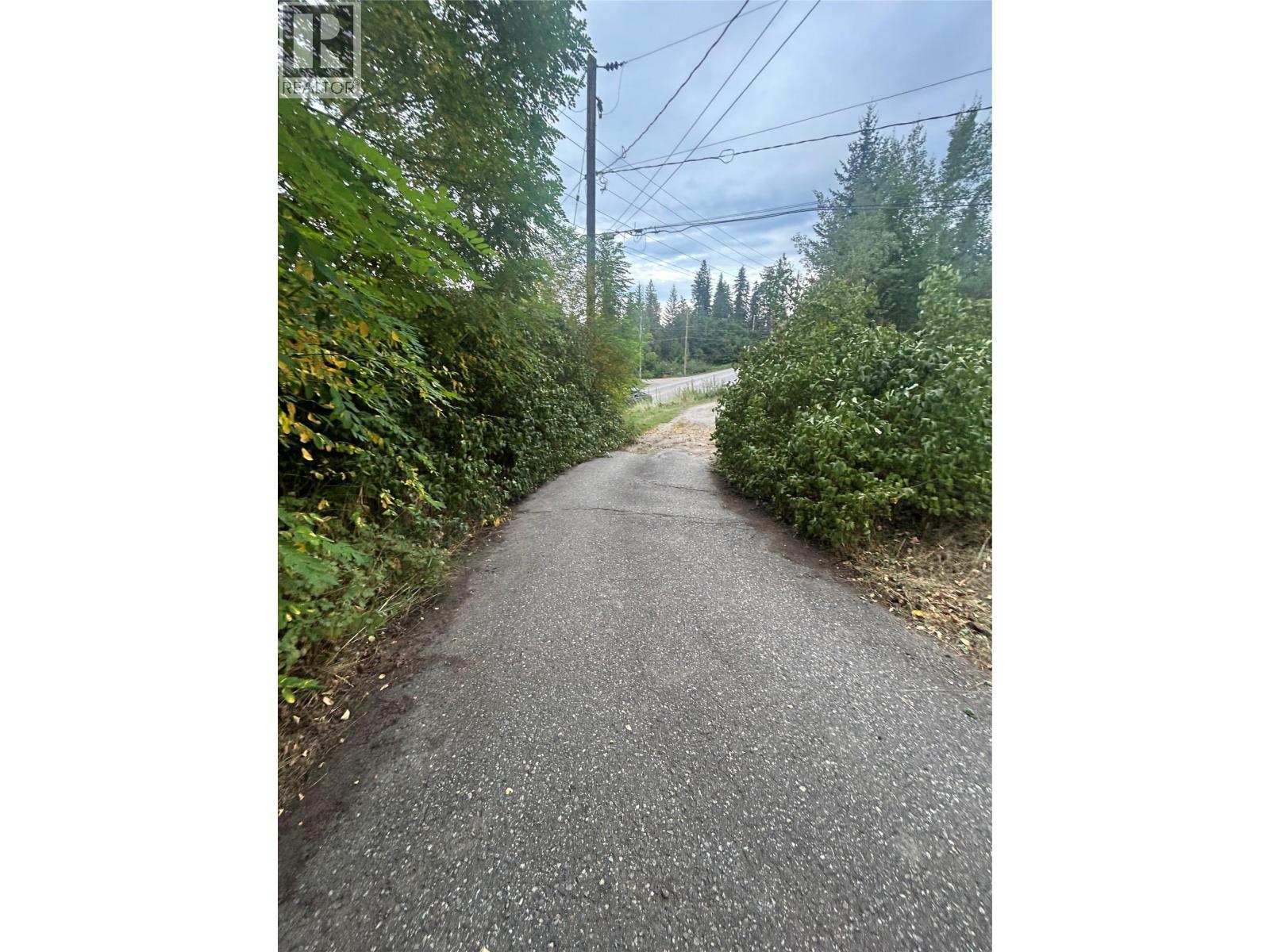 271 97 B Highway NE, Salmon Arm