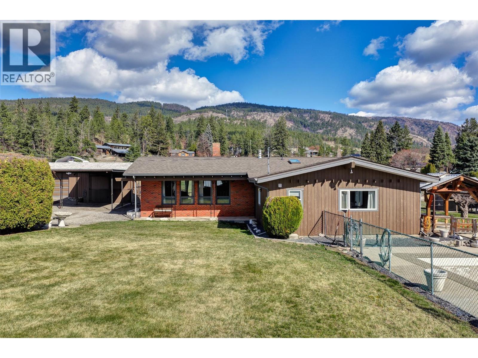  3131 Elliott Road, West Kelowna