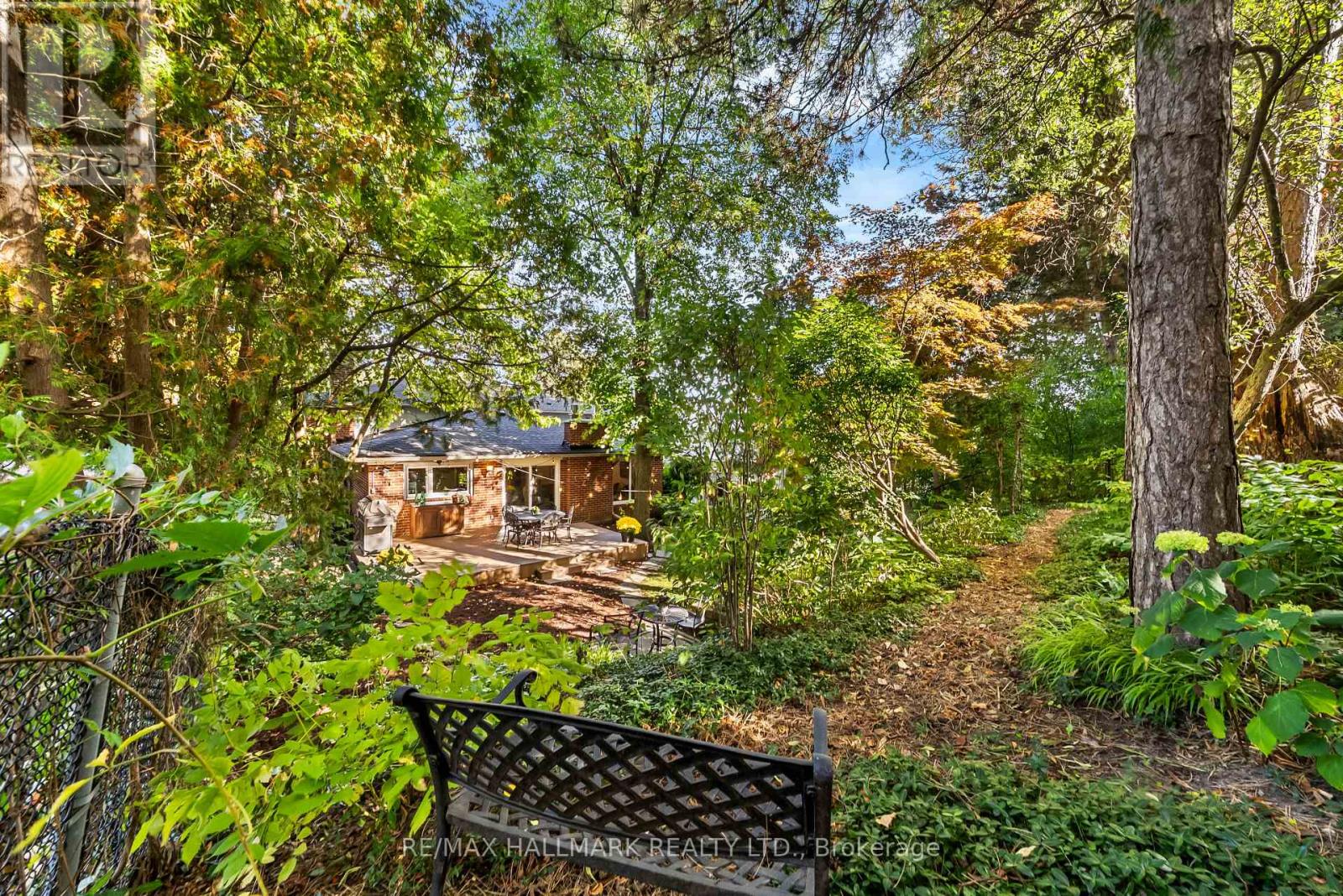 102 BANSTOCK DRIVE,Toronto (Bayview Woods-Steeles),,