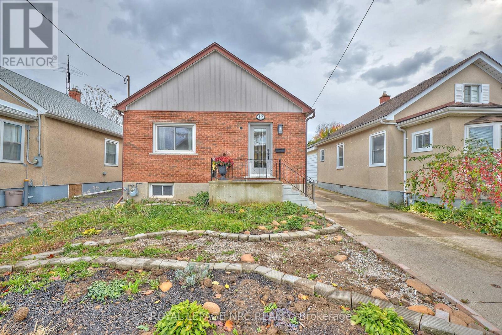 Thoughtfully renovated, neutral decor