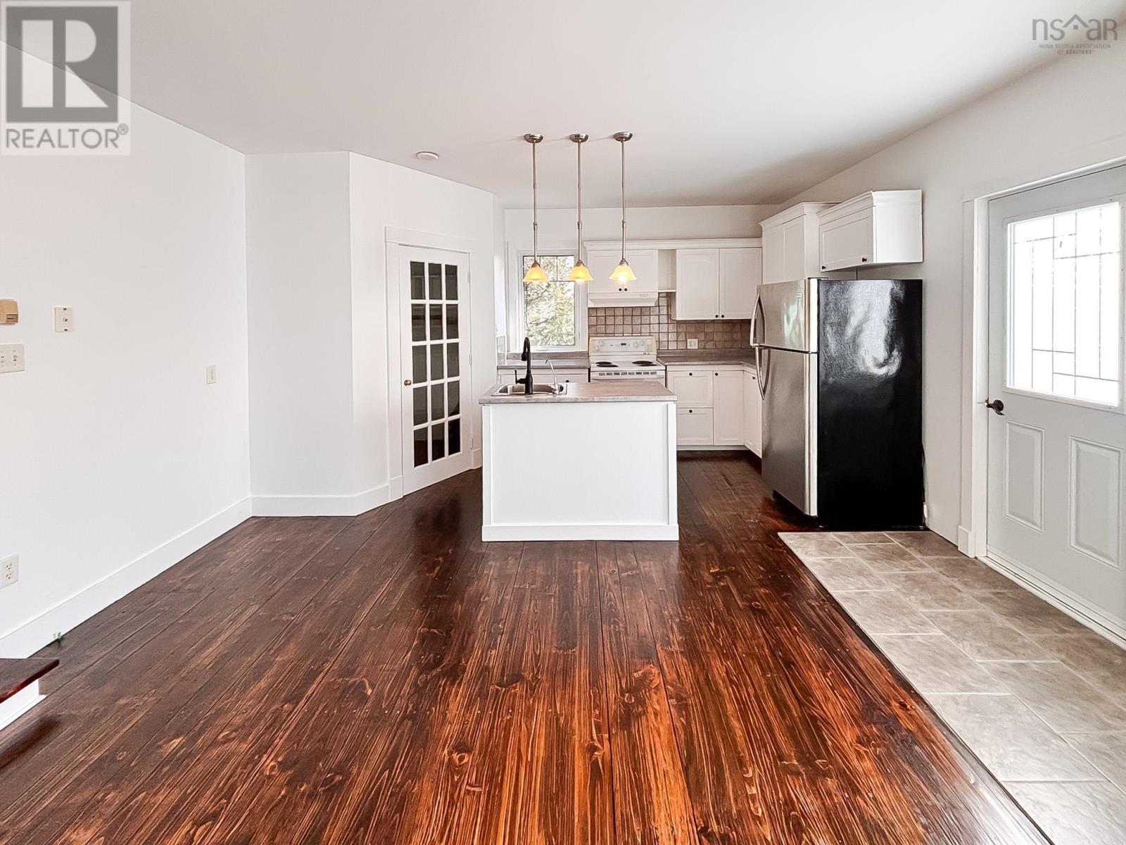 Property 14 of 34 of 818 Narrows Road