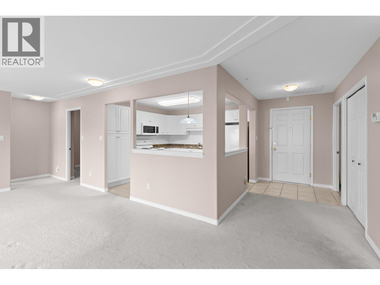 303 1966 Durnin Road, Kelowna