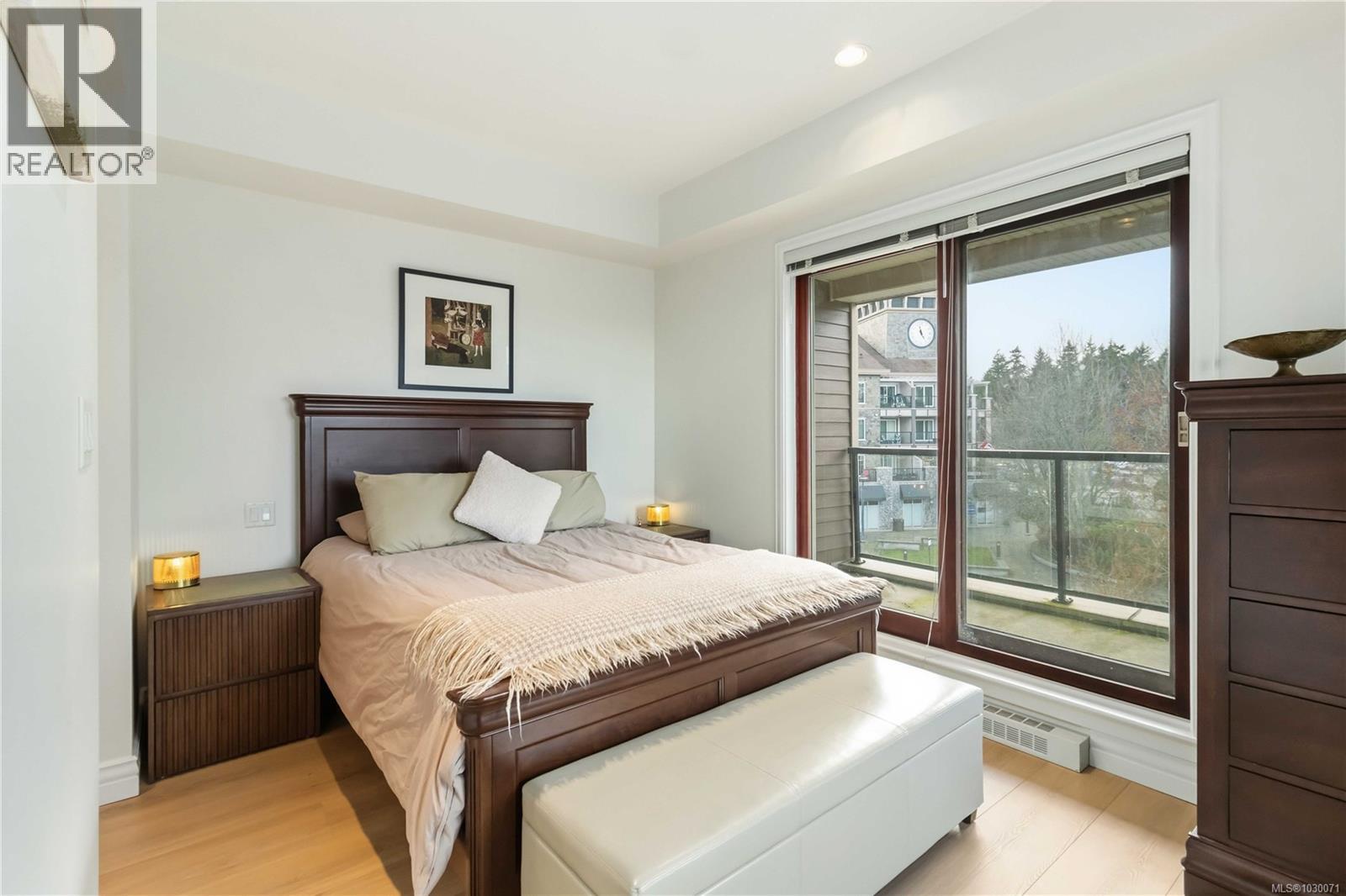 #311 1325 BEAR MOUNTAIN PKWY - 14