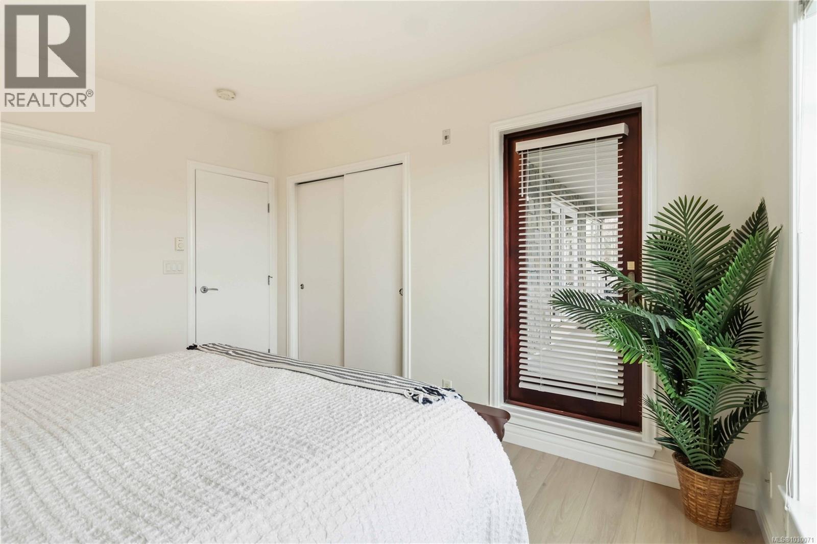 #311 1325 BEAR MOUNTAIN PKWY - 18