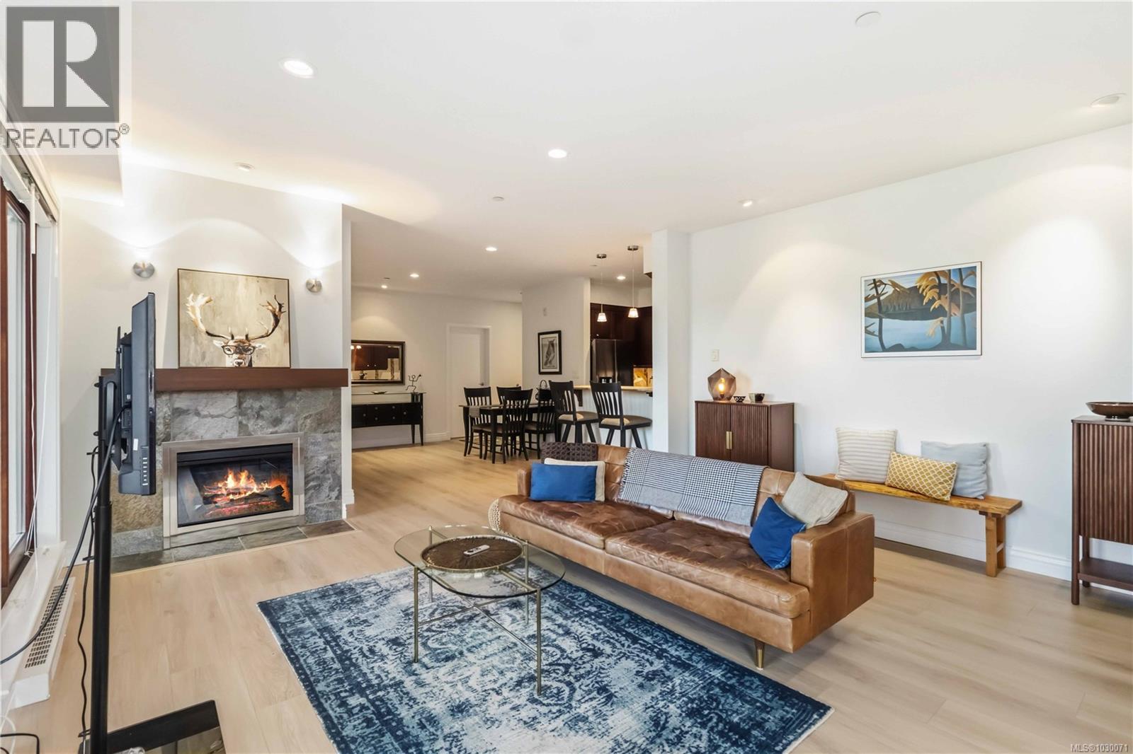 #311 1325 BEAR MOUNTAIN PKWY - Image 3