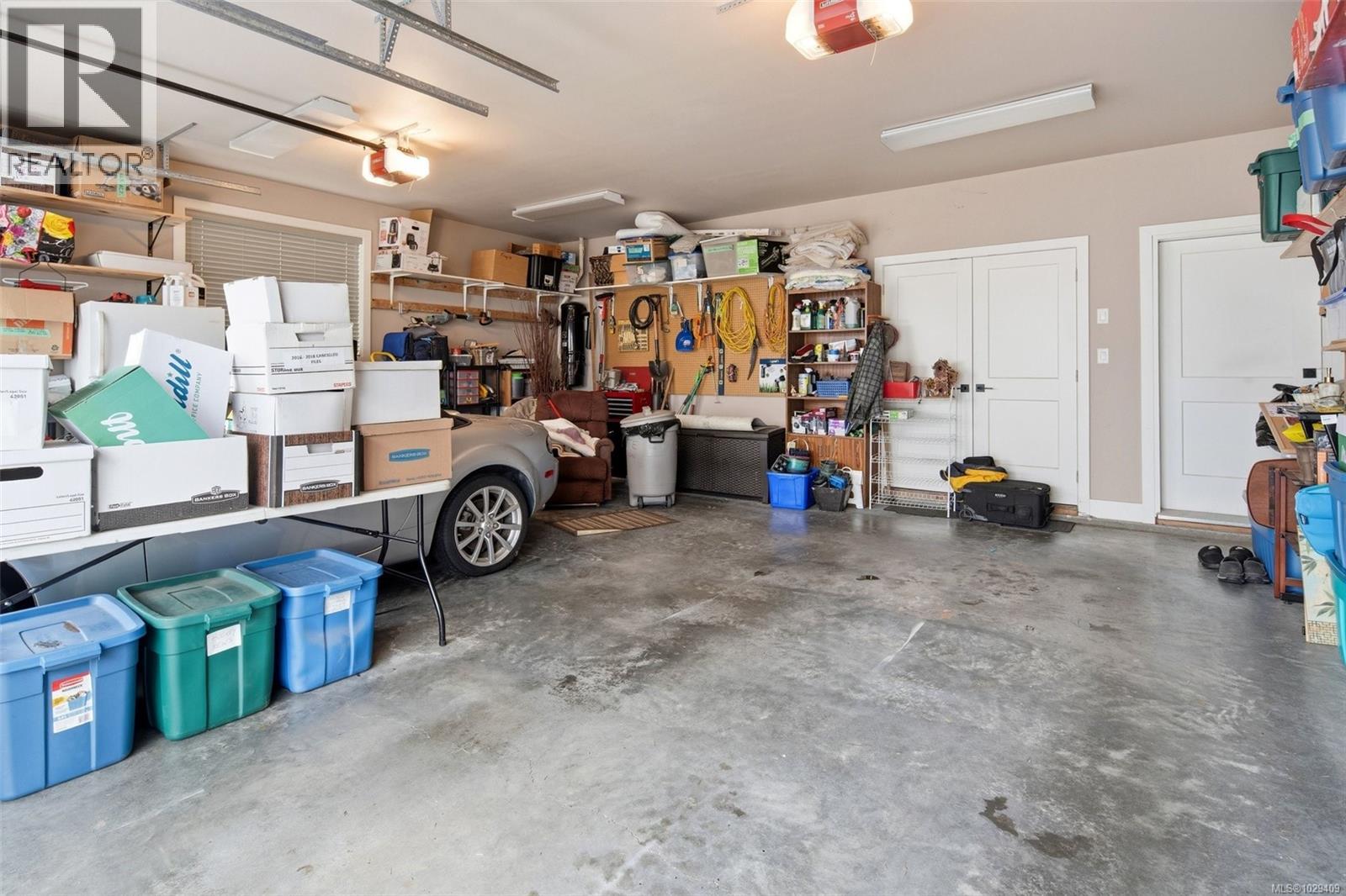 2040 RIVERS CROSSING SE - 31