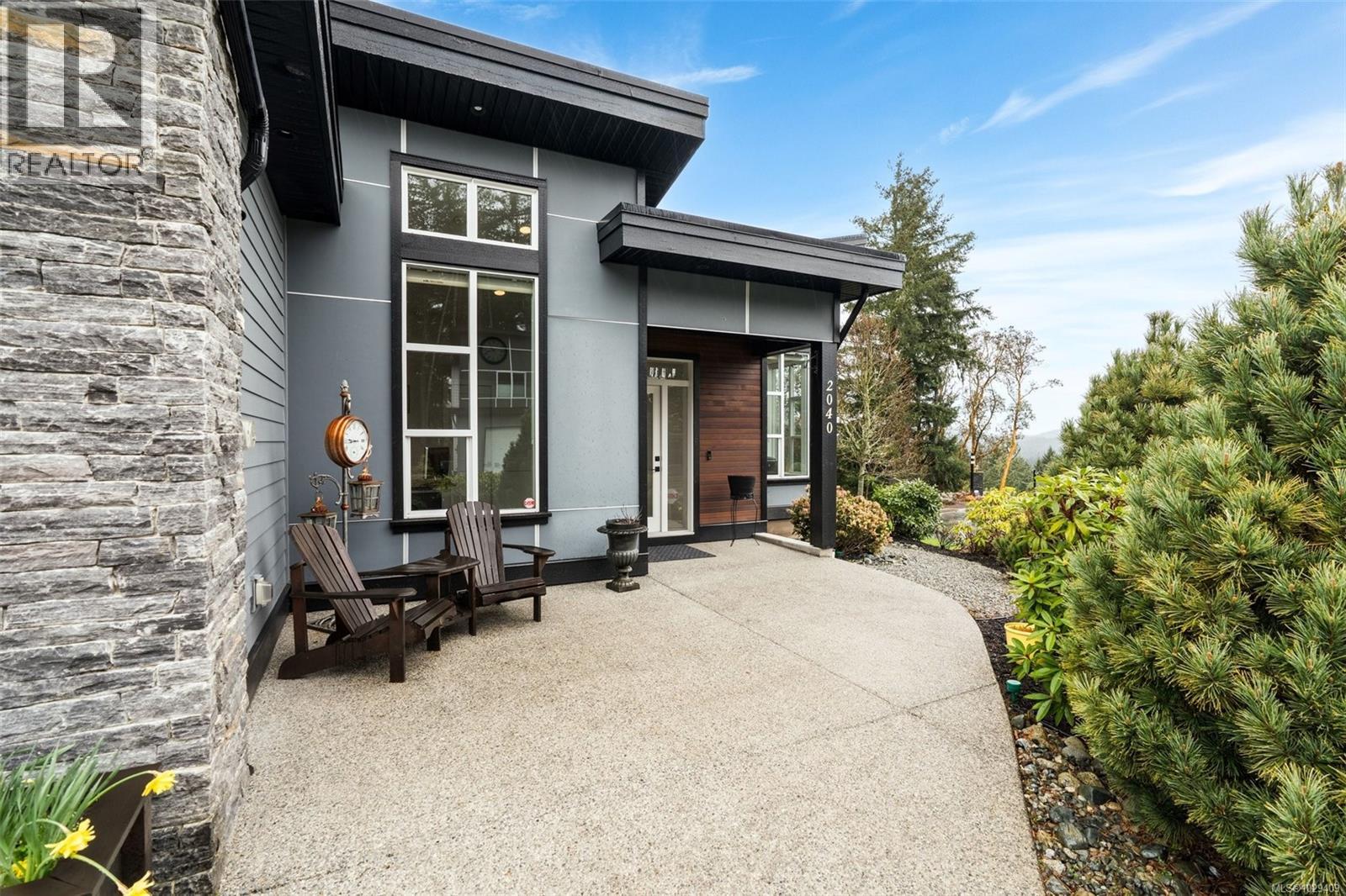 2040 RIVERS CROSSING SE - 5