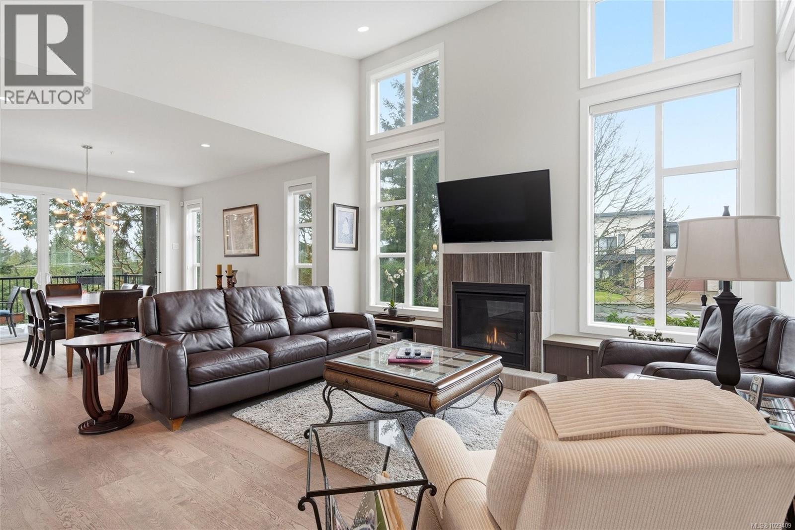 2040 RIVERS CROSSING SE - 8