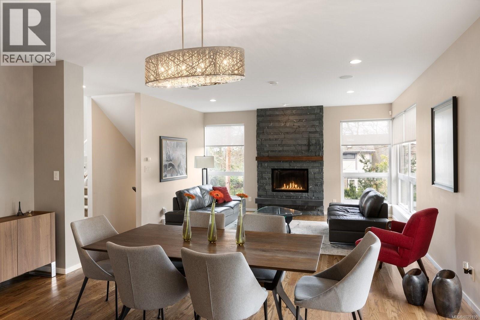 409 Chadwick Pl, Victoria