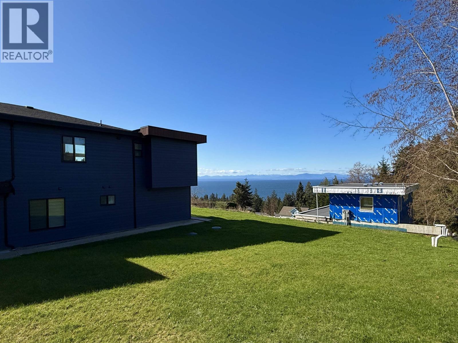 1496 BONNIEBROOK HEIGHTS ROAD, Gibsons