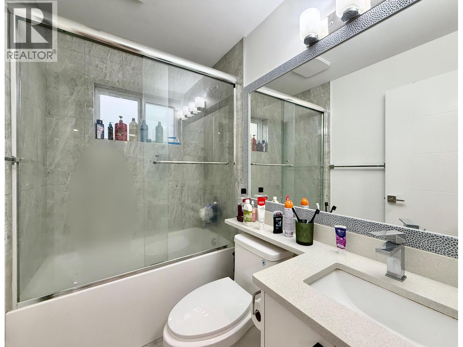 1496 BONNIEBROOK HEIGHTS ROAD, Gibsons