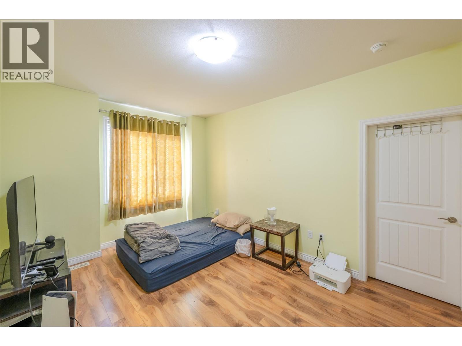 #102 297 WATERFORD Avenue - 34
