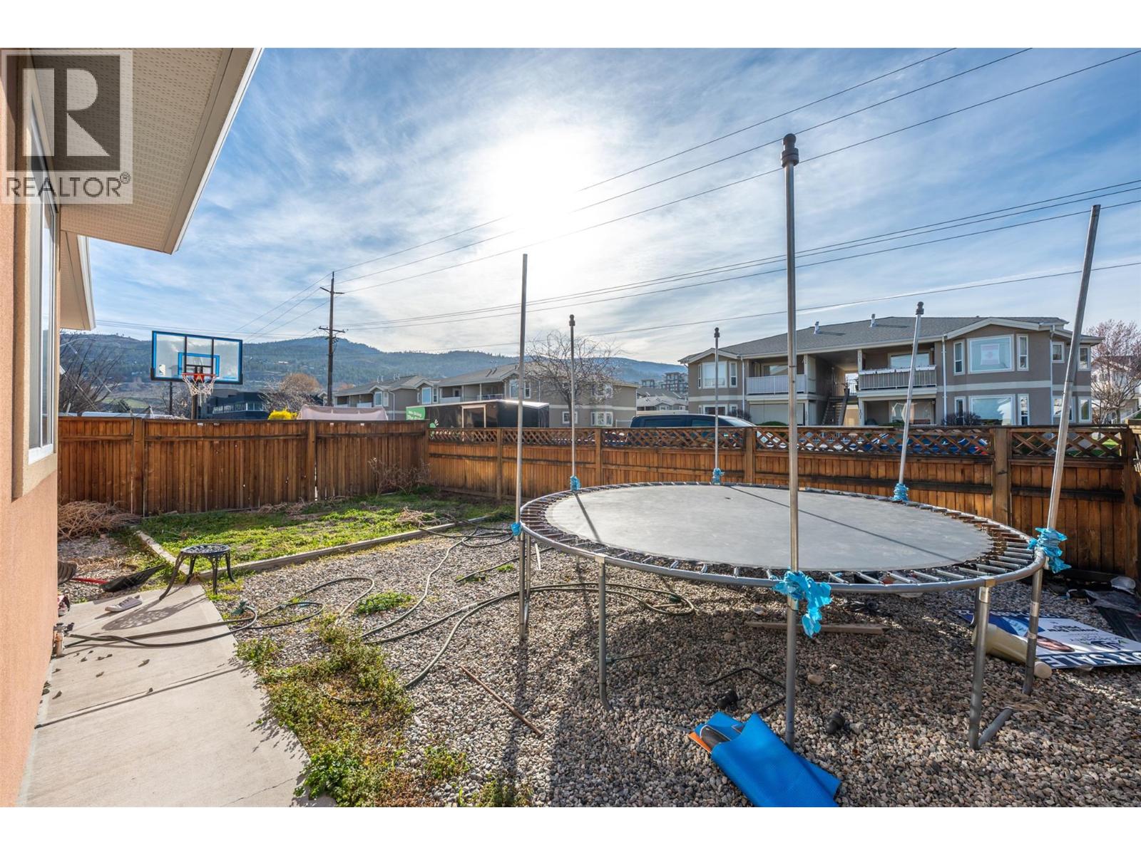 #102 297 WATERFORD Avenue - 36