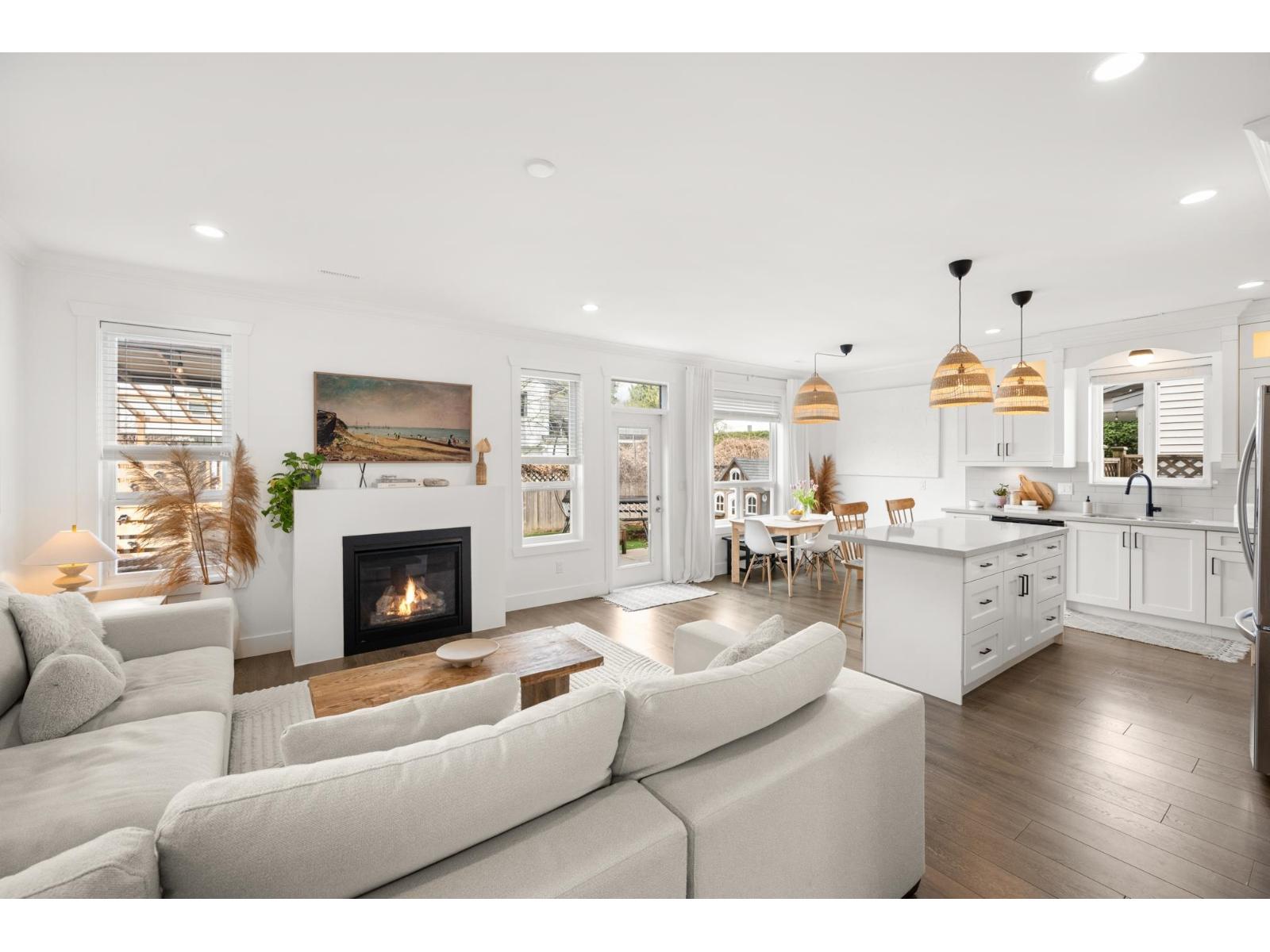 34853 MCMILLAN Place - main photo