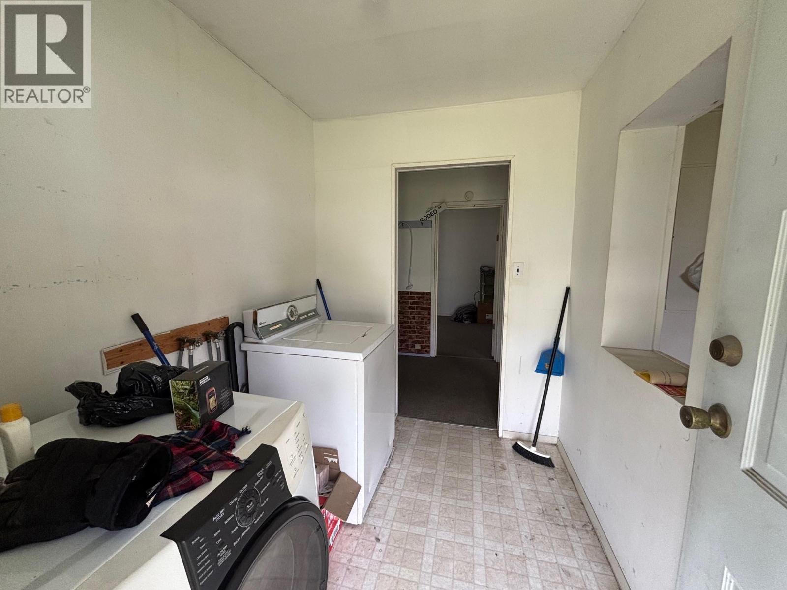 4123 3 Highway, Rock Creek