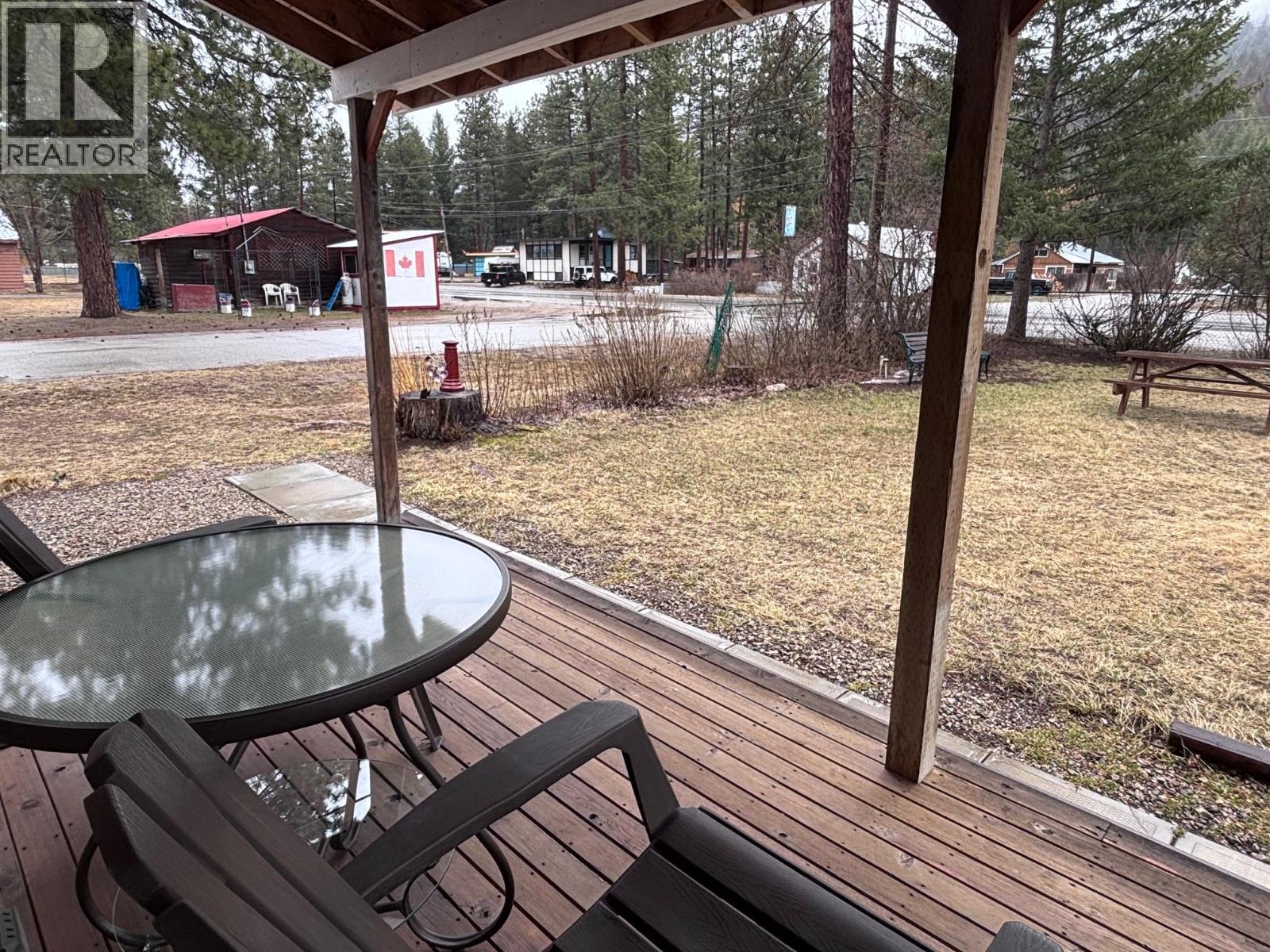 90 2nd Avenue, Beaverdell