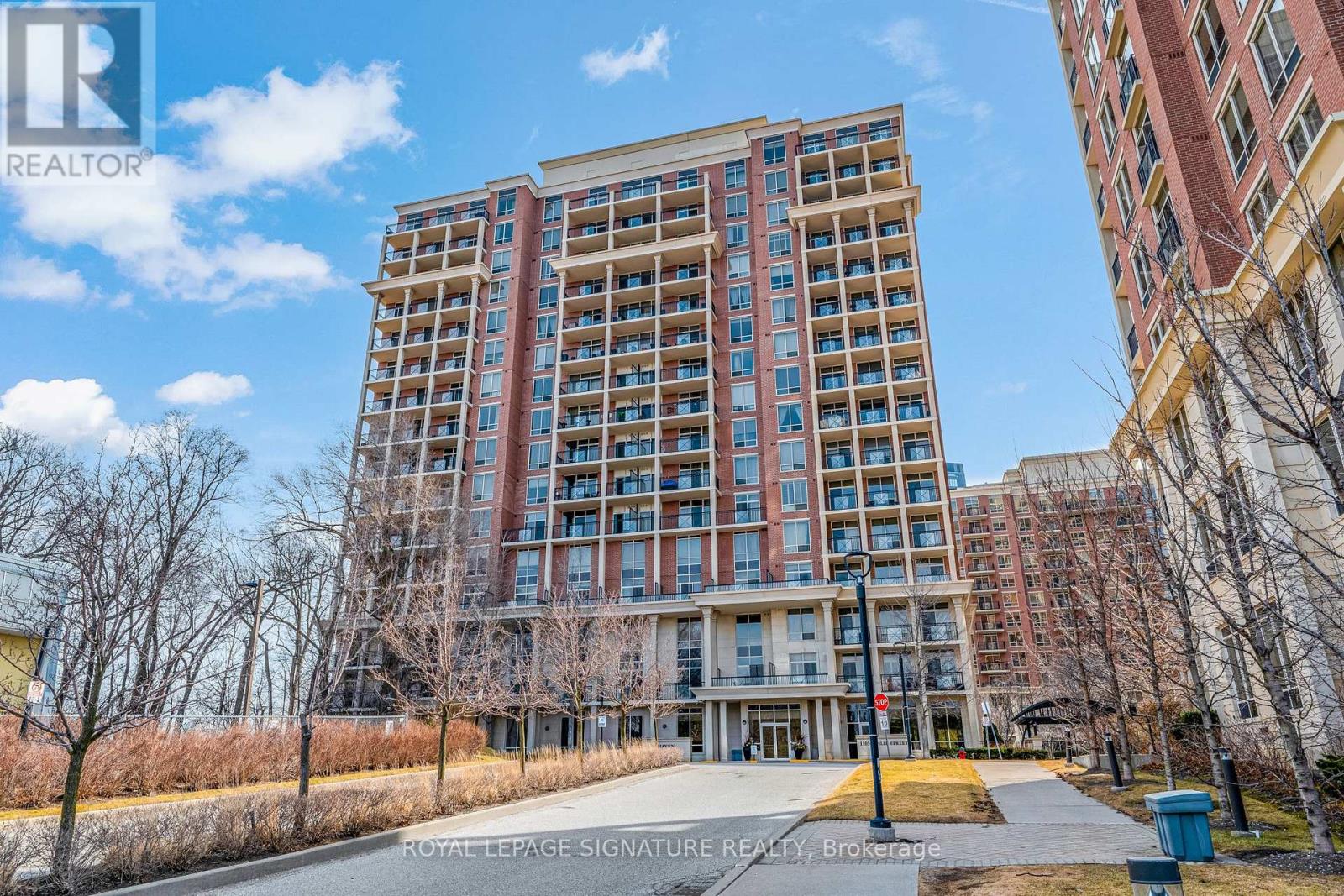 403 - 1105 LESLIE STREET