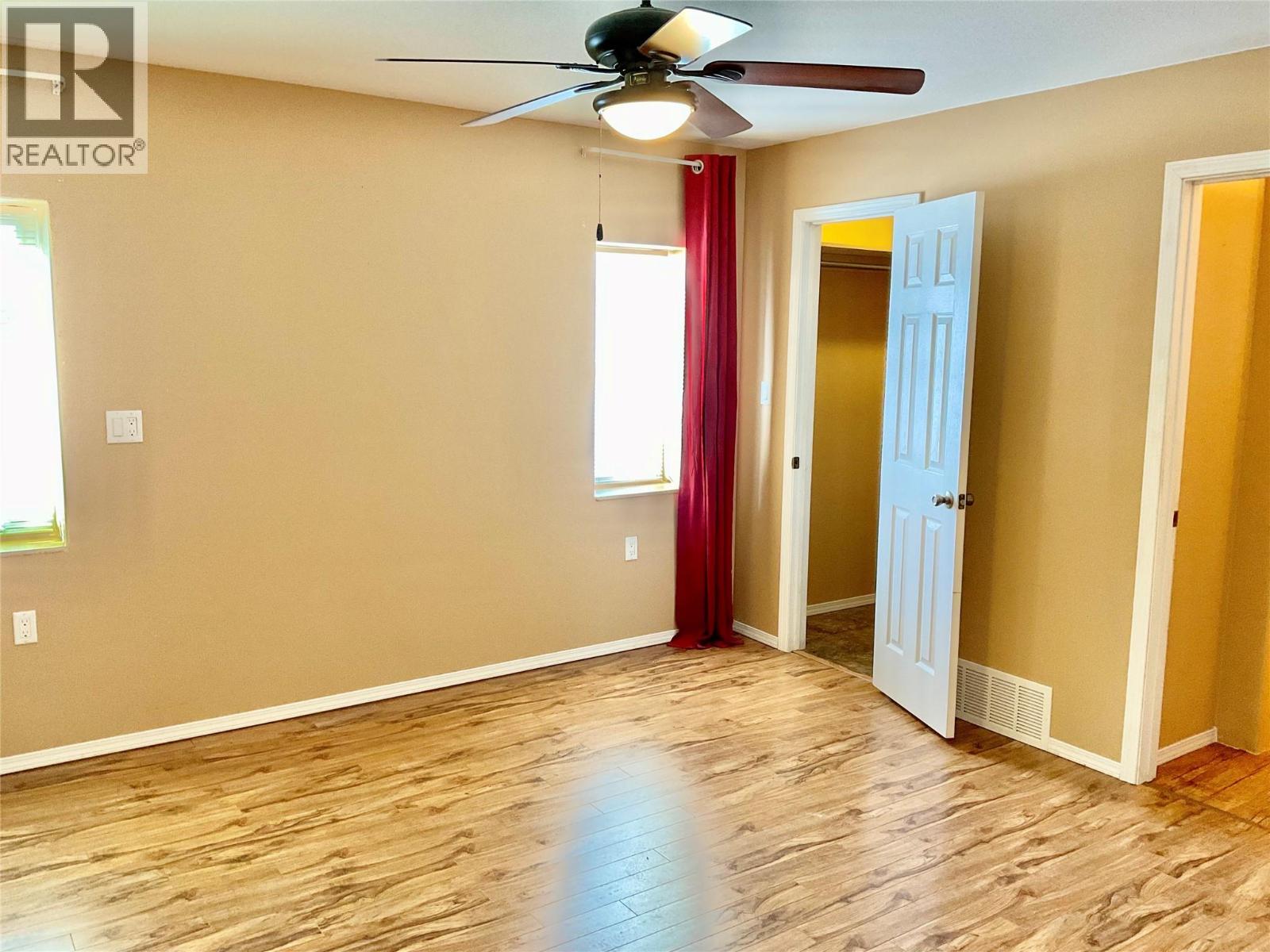 547 Eighth Avenue, Midway