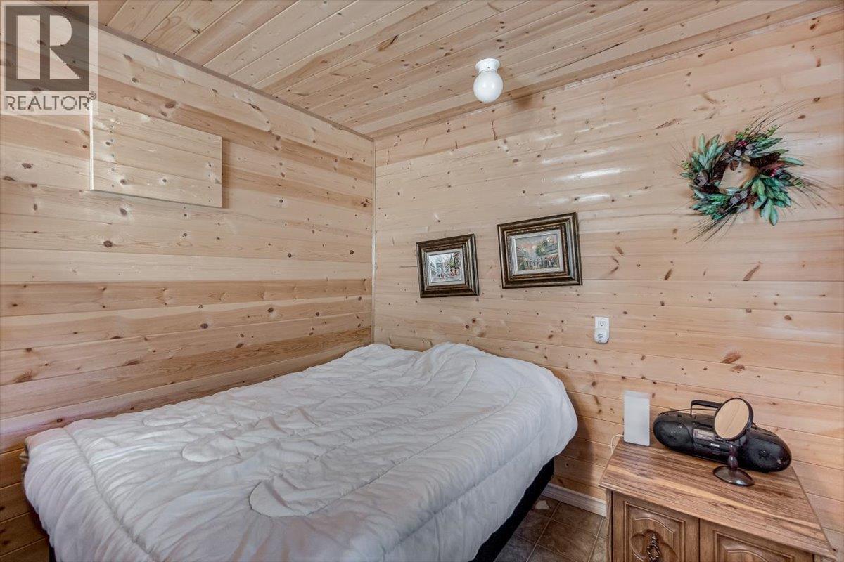 1601 BEECH ROAD - 21