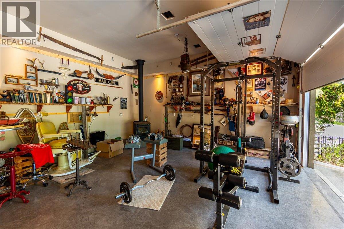 1601 BEECH ROAD - 27