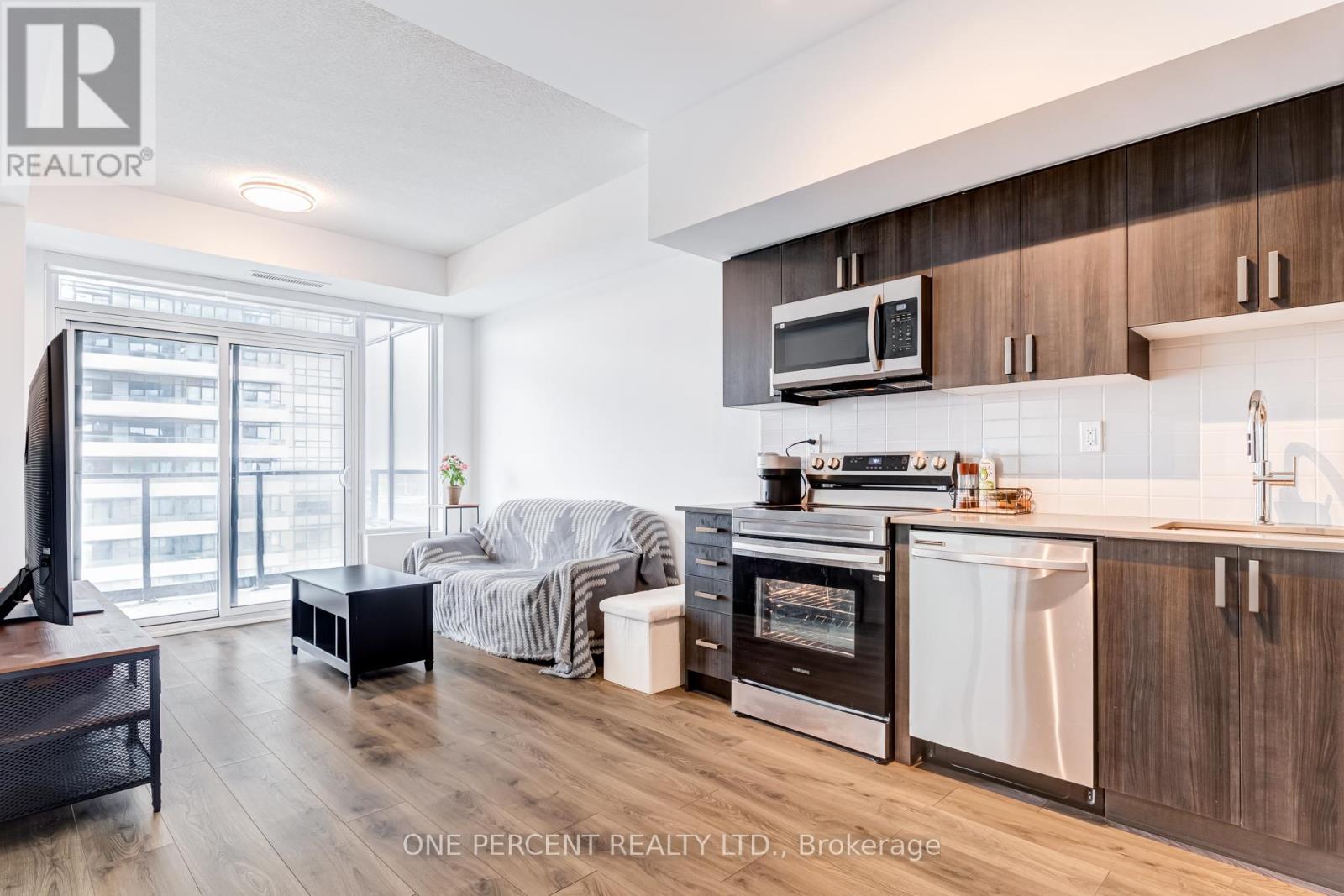 1707 - 1435 CELEBRATION DRIVE