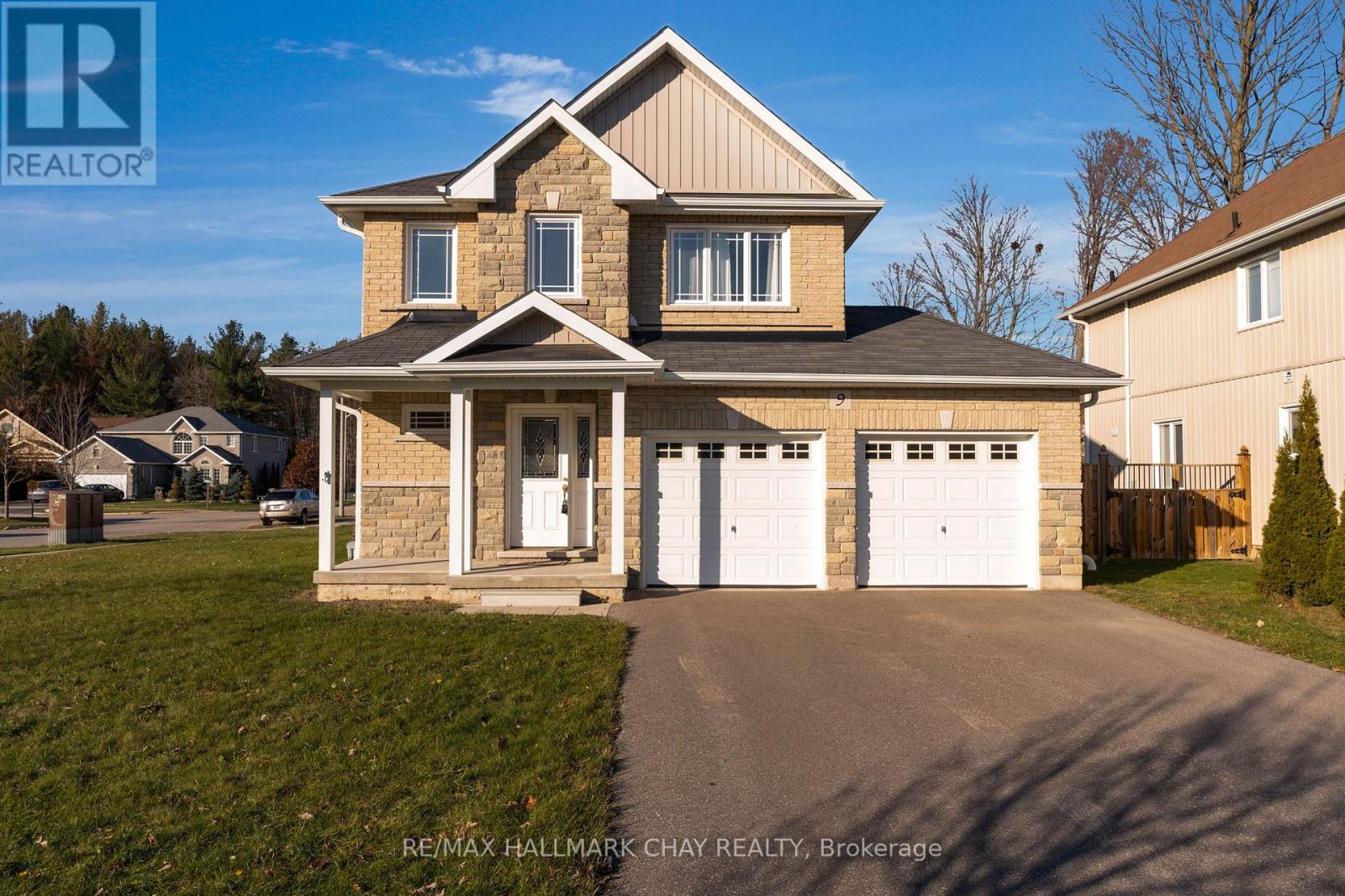 9 MANCINI DRIVE - 1