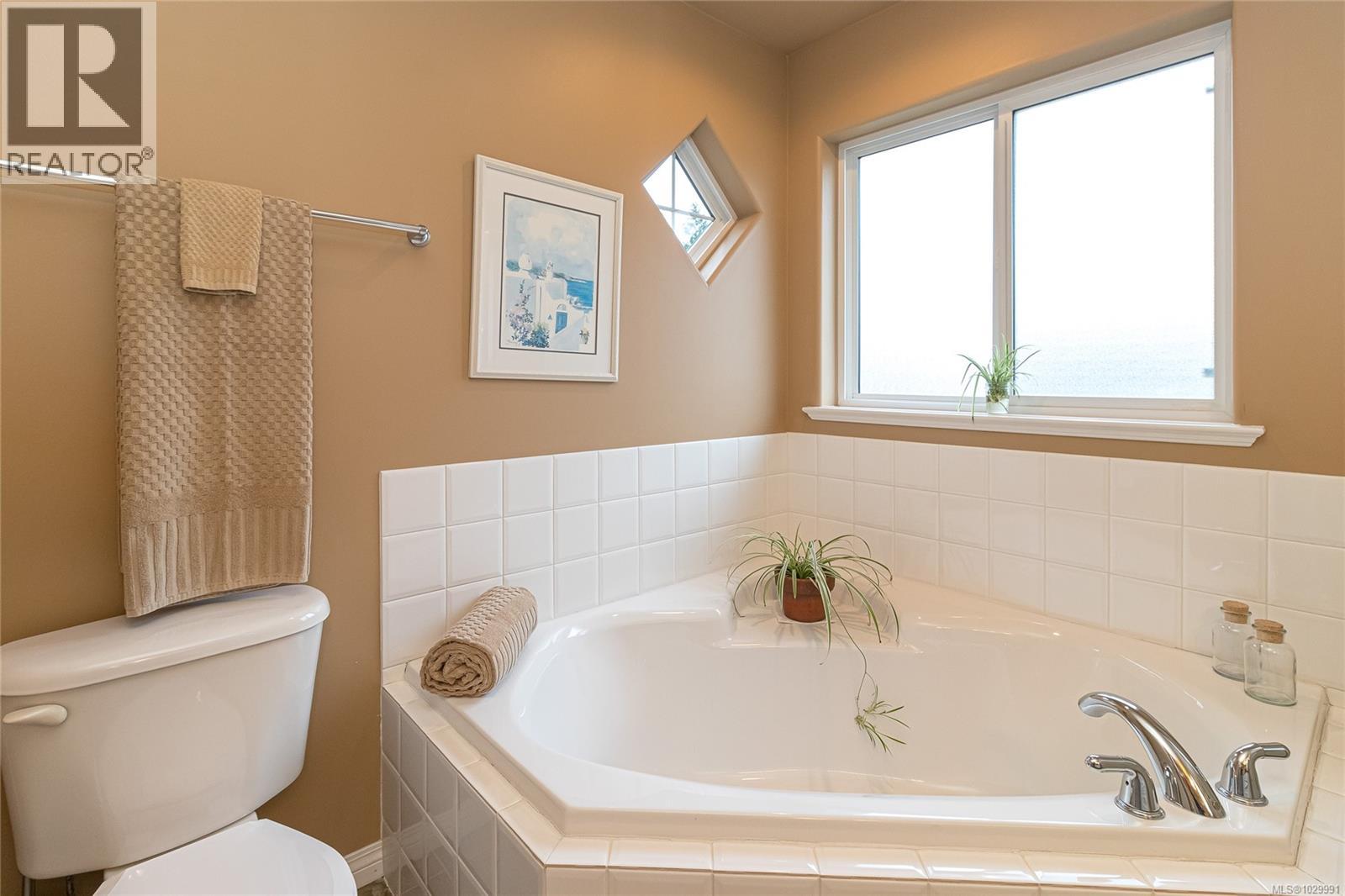  3370 Alfred Place, Colwood