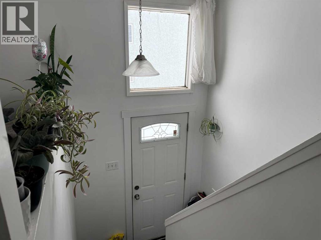 1-4, 1019 CASSILS ROAD W - 12