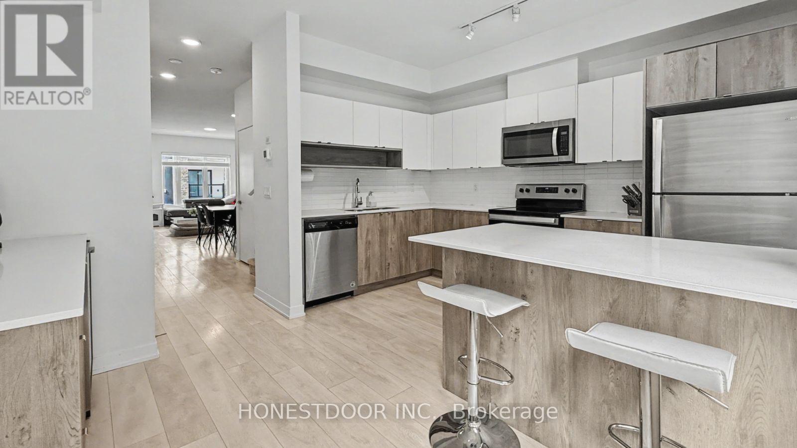 #26 1095 COOKE BOULEVARD - 13