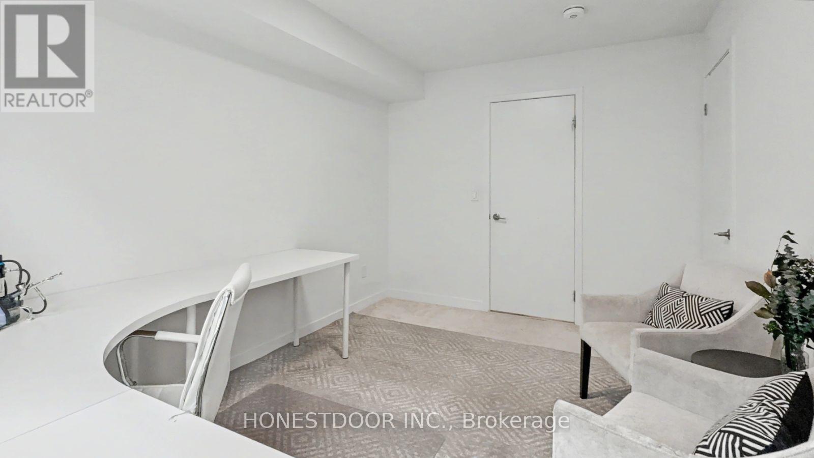 #26 1095 COOKE BOULEVARD - 27