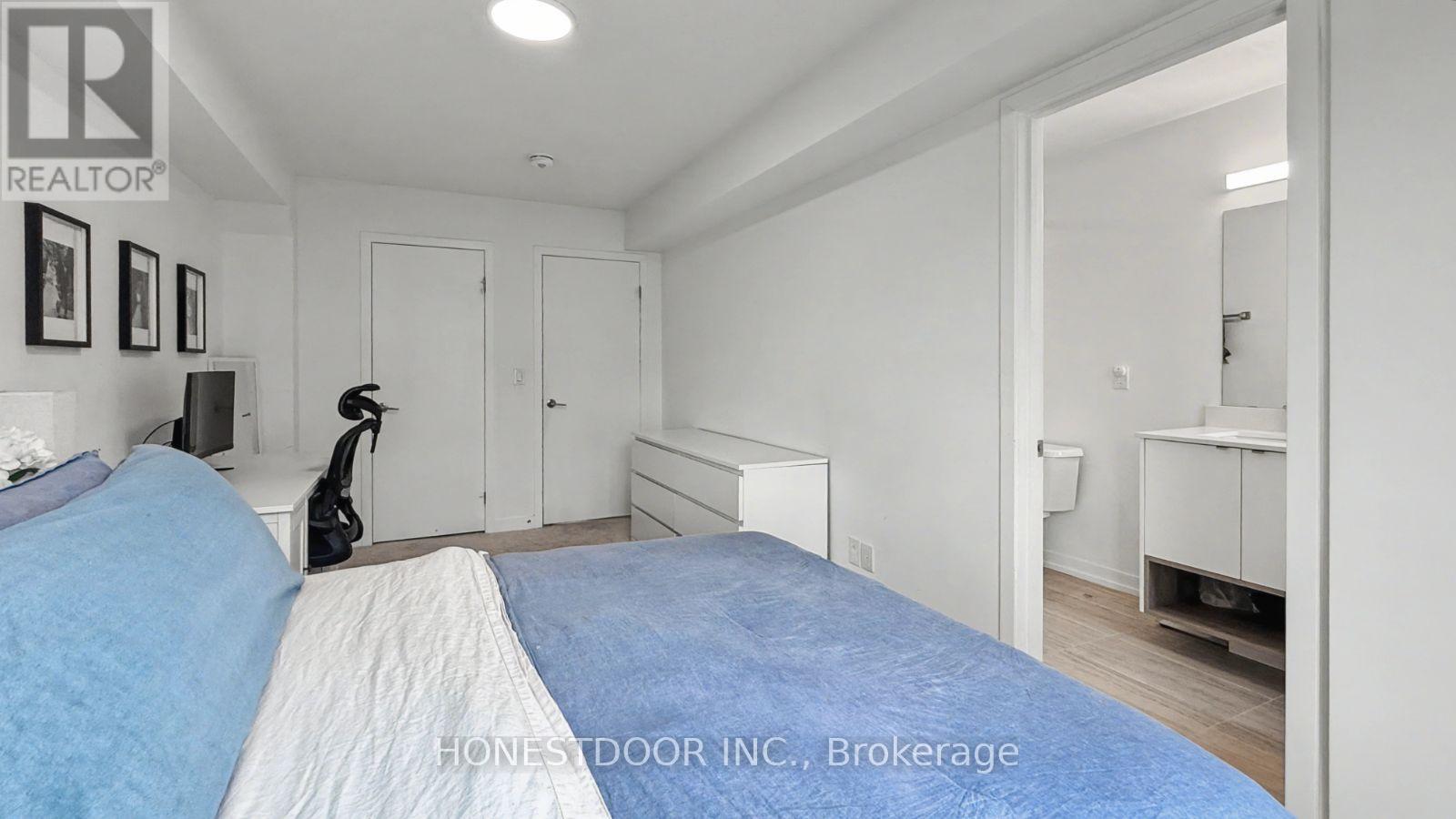 #26 1095 COOKE BOULEVARD - 36