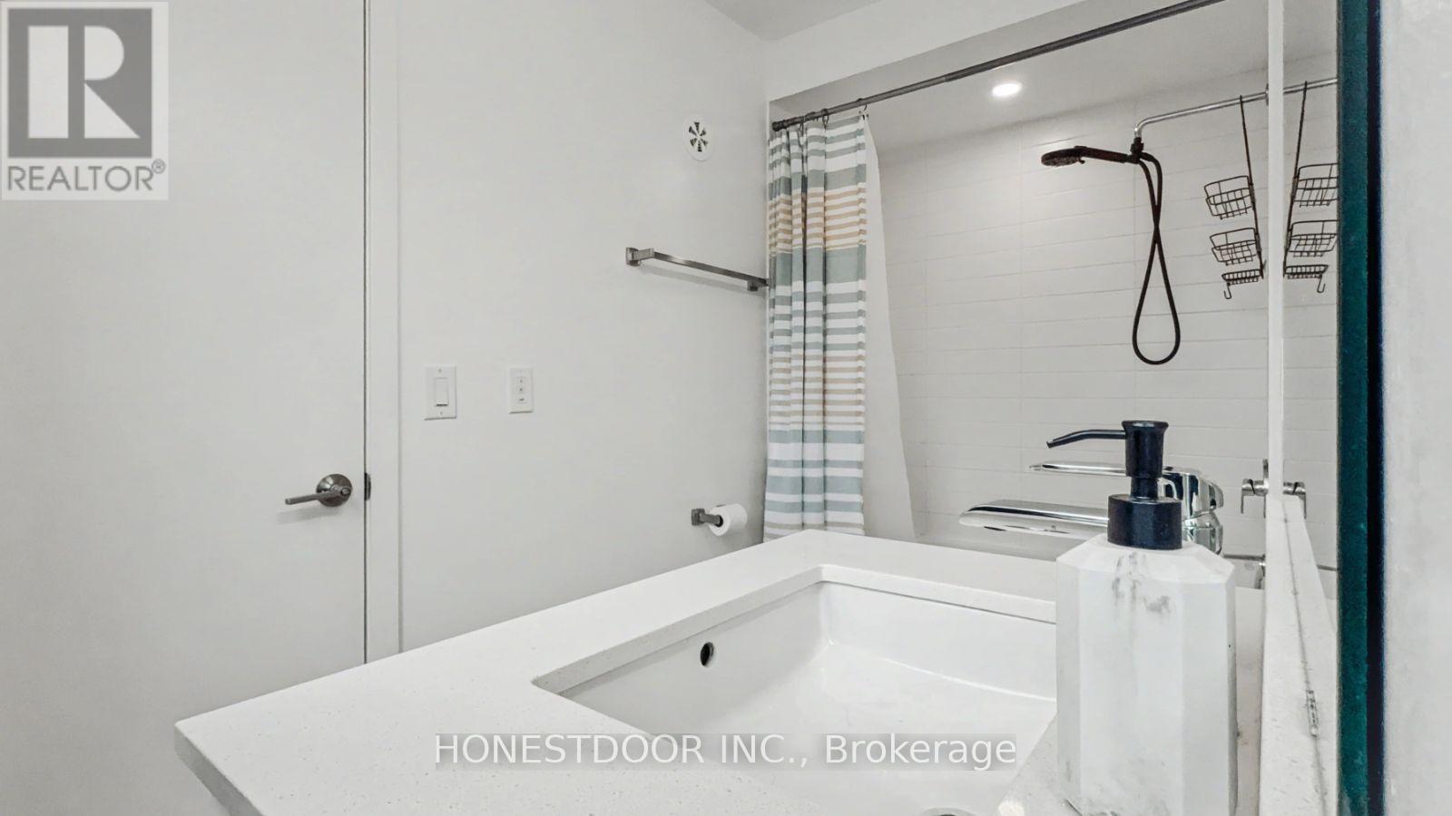 #26 1095 COOKE BOULEVARD - 42
