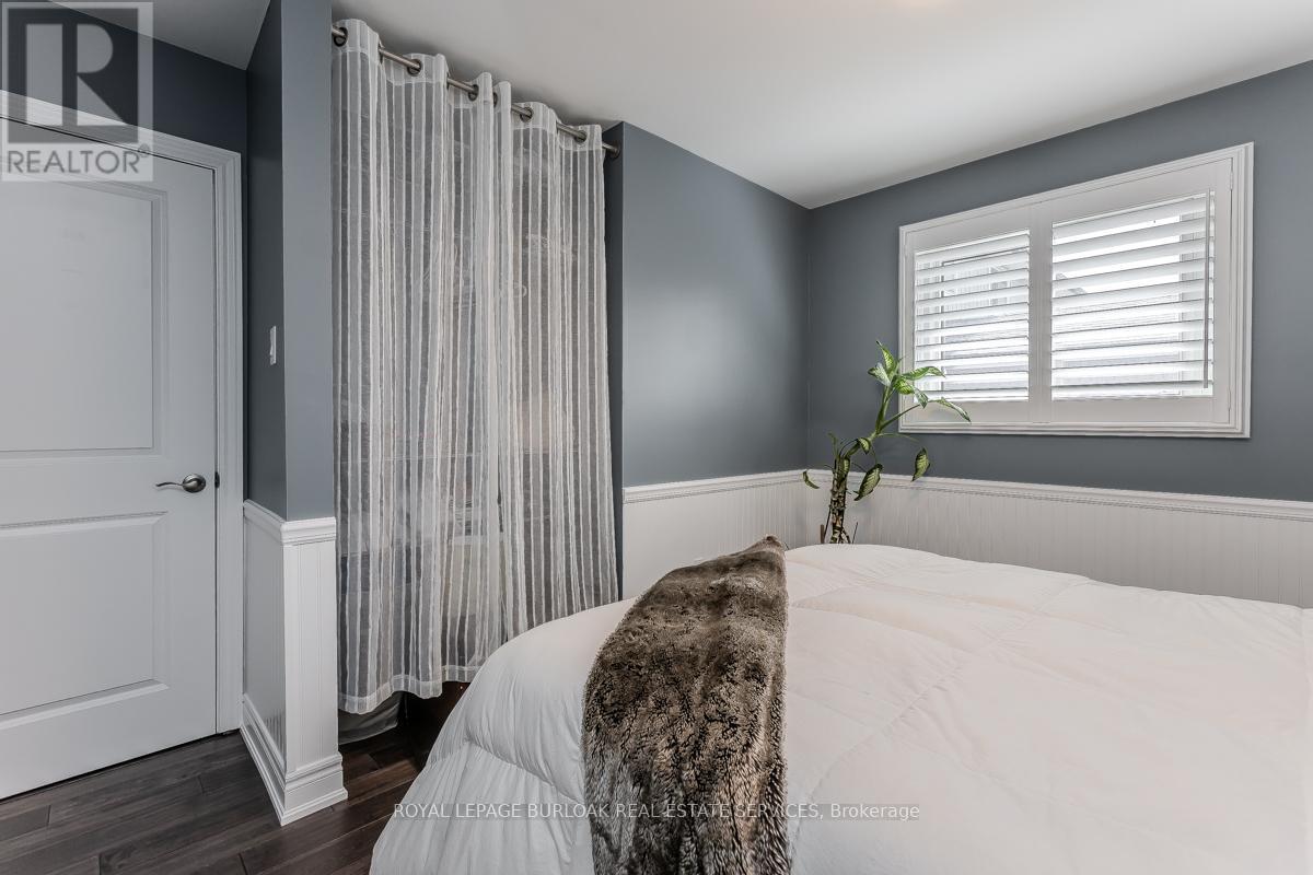 2360 CAVENDISH DRIVE - 26