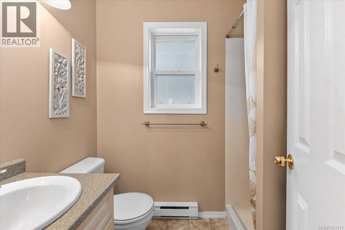 8253 DICKSON DR - 24