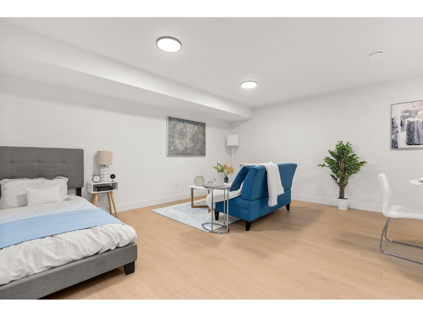 3 2522 CAMPBELL AVENUE, Abbotsford