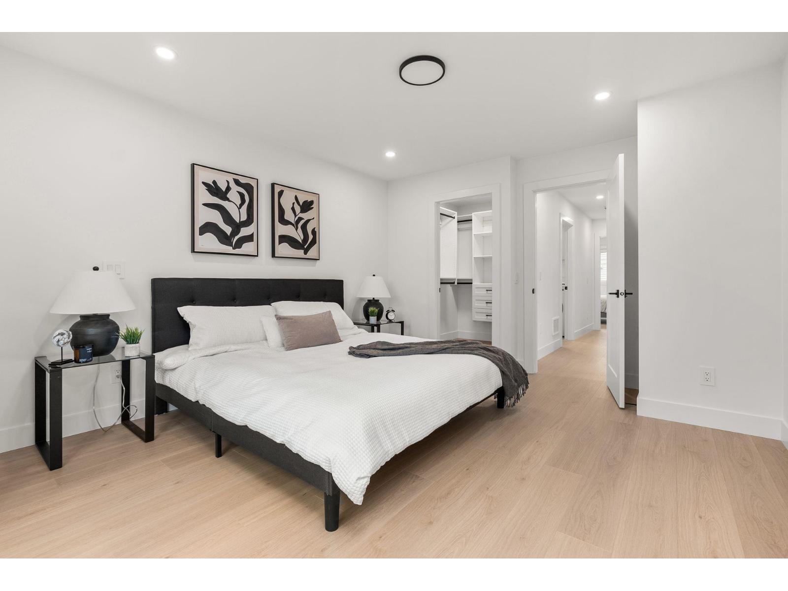 3 2522 CAMPBELL AVENUE, Abbotsford
