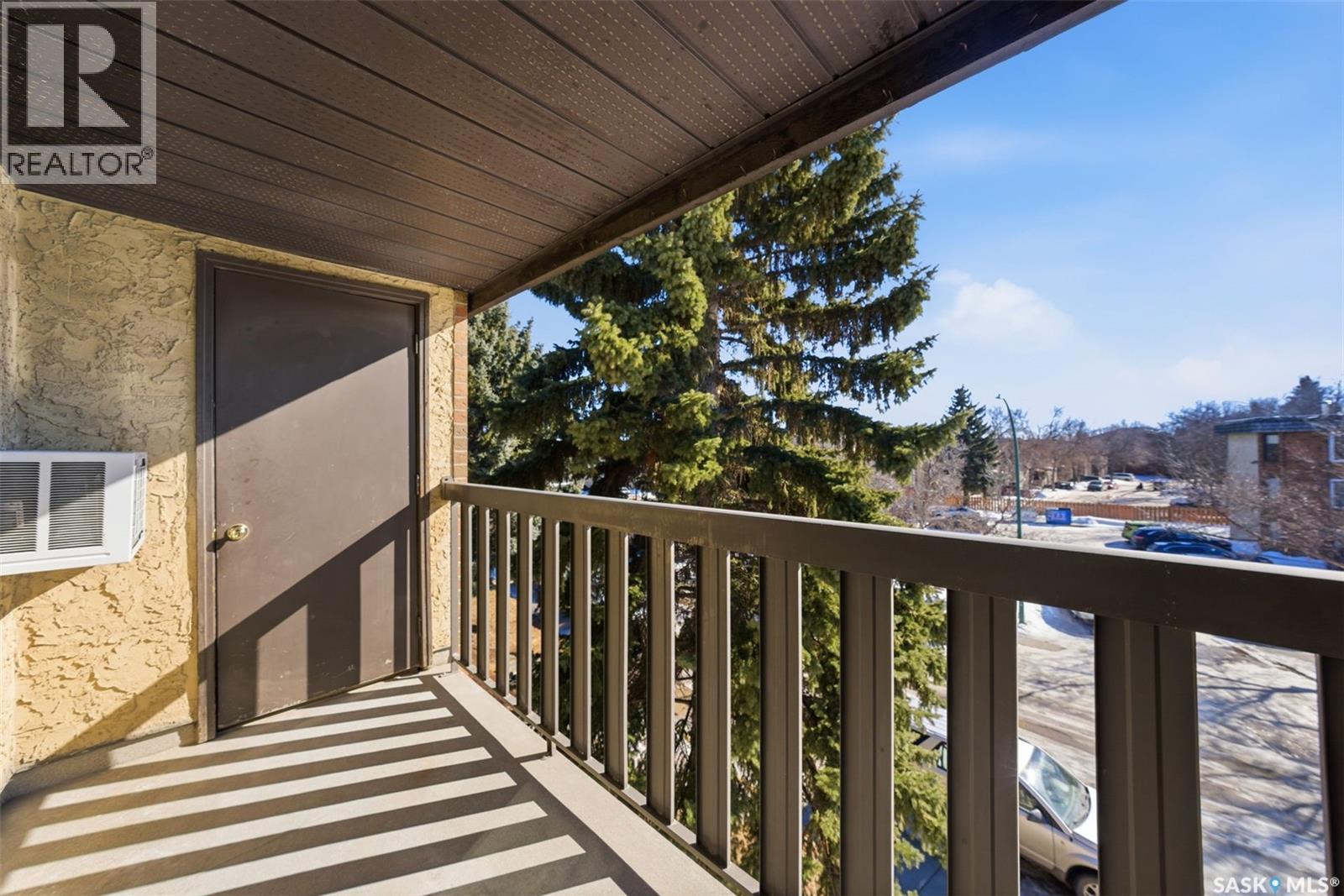 #306 403 TAIT COURT - 16