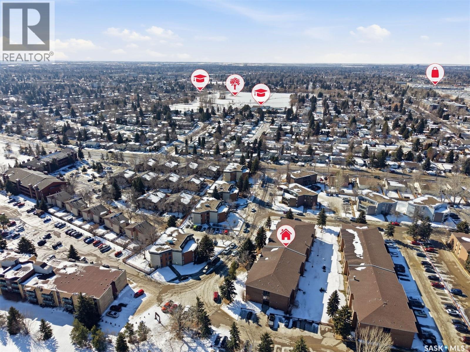 #306 403 TAIT COURT - Image 2