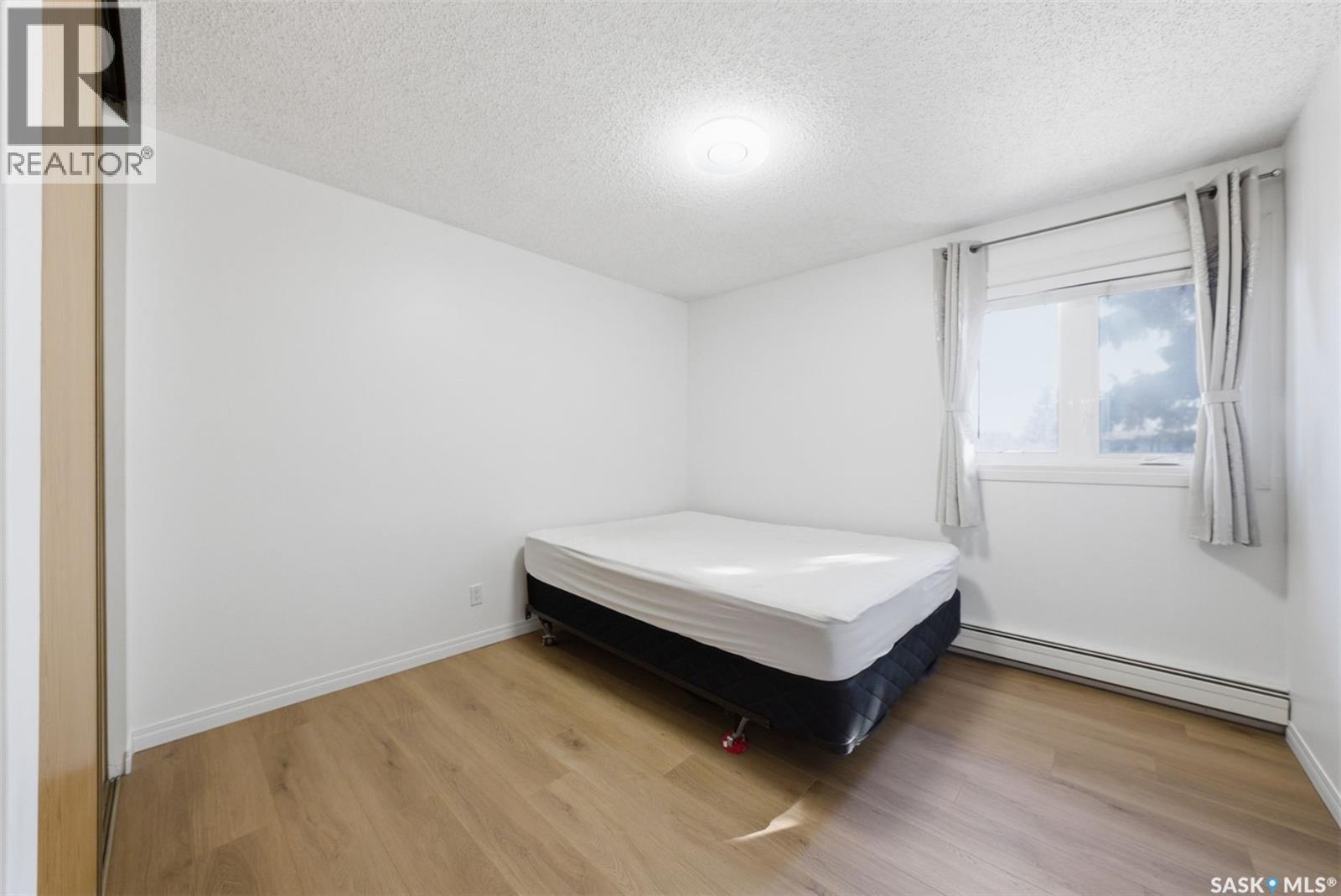 #306 403 TAIT COURT - 21