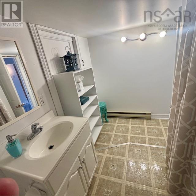 Property 23 of 26 of 1275 May Street Street