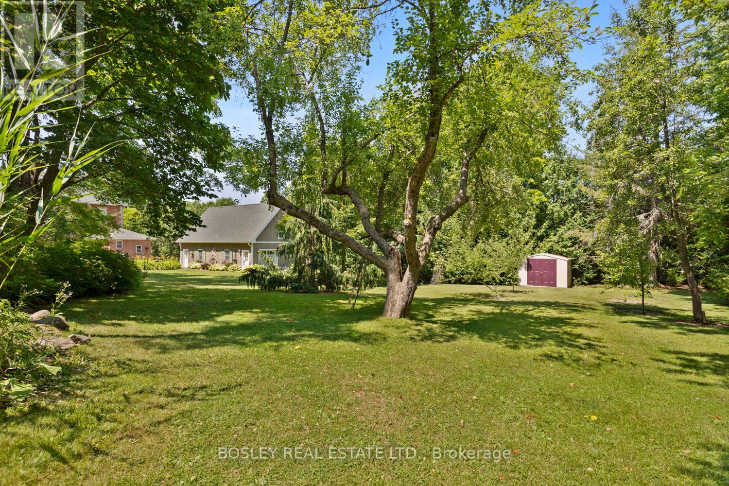 8 GRAVEL ROAD - 46